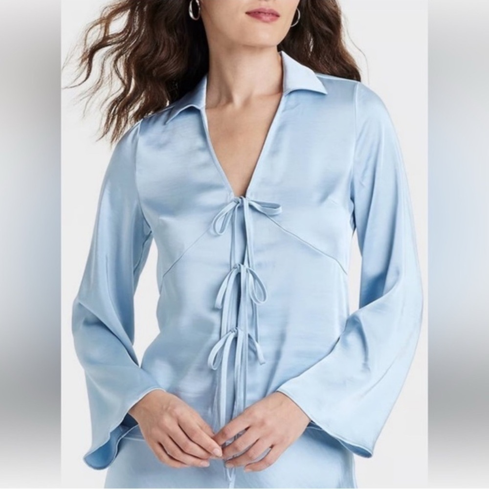 A New Day women’s Light Blue Satin Blouse with Tie Details size L NWT